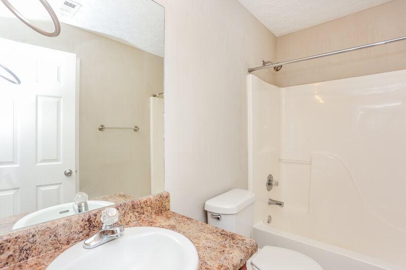2,240/Mo, 398 Glenleigh Dr Canton, GA 30114 Bathroom View