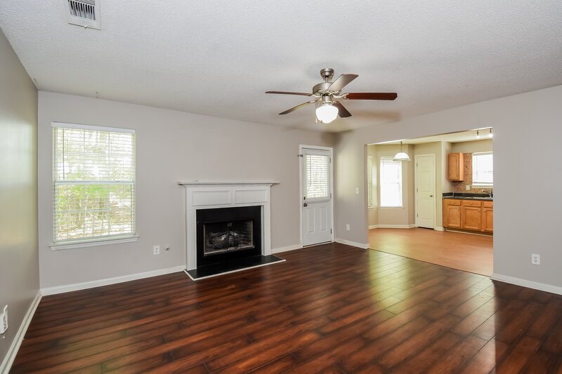 1,865/Mo, 176 Baywood Way Hiram, GA 30141 Living Room View 2
