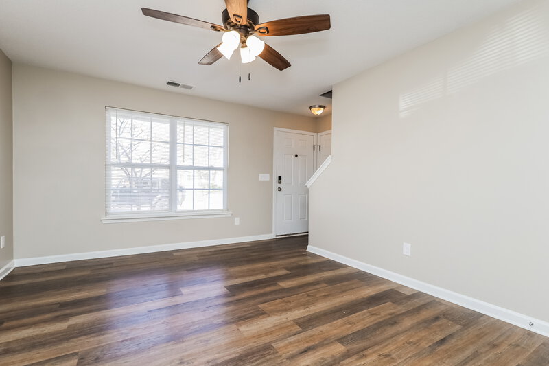 1,725/Mo, 235 London Dr McDonough, GA 30253 Living Room View 2