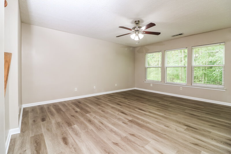 1,935/Mo, 130 Sugar Berry Pl Dallas, GA 30157 Living Room View