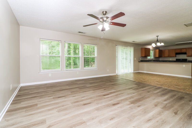 1,935/Mo, 130 Sugar Berry Pl Dallas, GA 30157 Living Room View 2