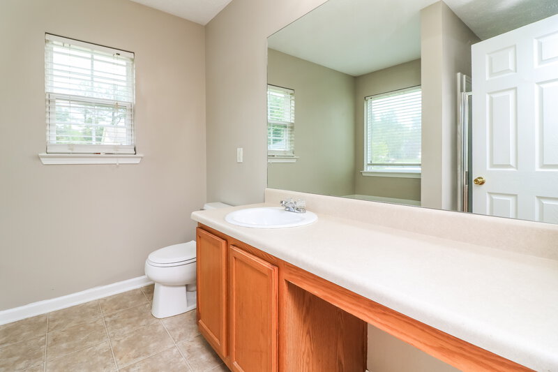 1,935/Mo, 130 Sugar Berry Pl Dallas, GA 30157 Main Bathroom View