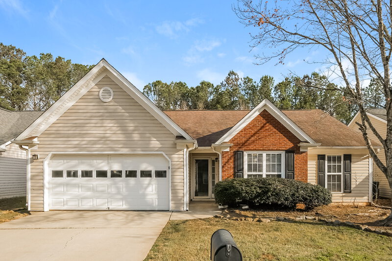 2,095/Mo, 555 The Boulevard Newnan, GA 30263 External View