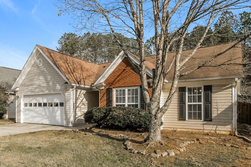 2,095/Mo, 555 The Boulevard Newnan, GA 30263 Front View