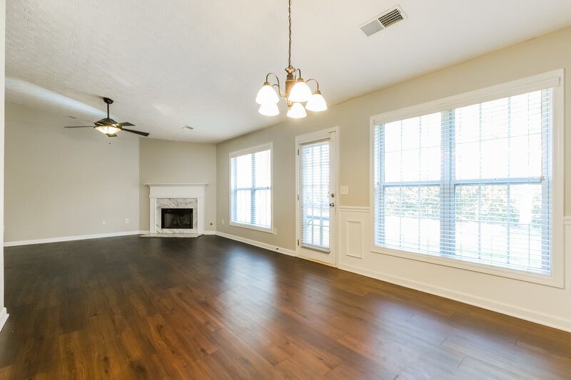 2,095/Mo, 555 The Boulevard Newnan, GA 30263 Dining Room View