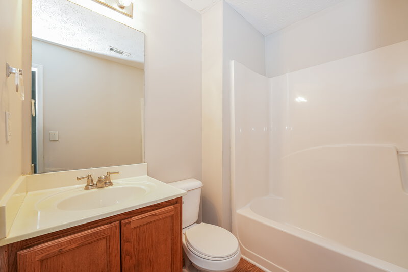 1,865/Mo, 126 Springbottom Dr Lawrenceville, GA 30045 Bathroom View