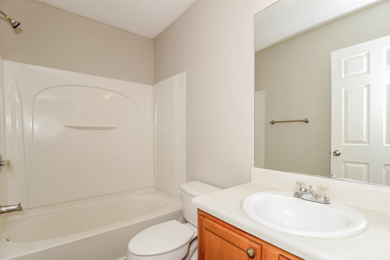 2,480/Mo, 283 Greystone Cir Hiram, GA 30141 Bathroom View
