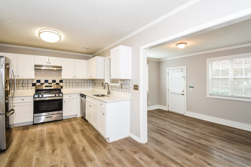 2,175/Mo, 3082 Sentinel Cir Lawrenceville, GA 30043 Kitchen View 2