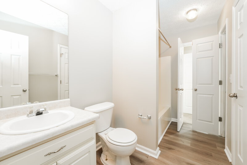1,785/Mo, 150 Charleston Pl Covington, GA 30016 Bathroom View