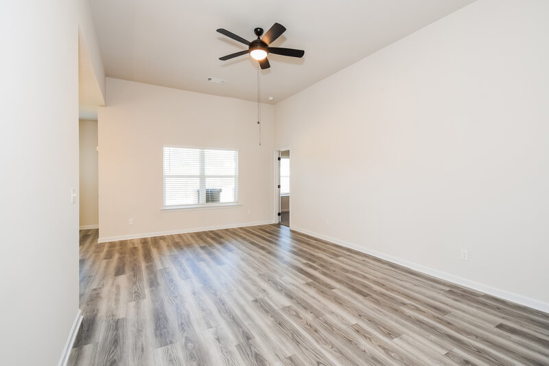 1,910/Mo, 453 Egret Ct Jefferson, GA 30548 Living Room View