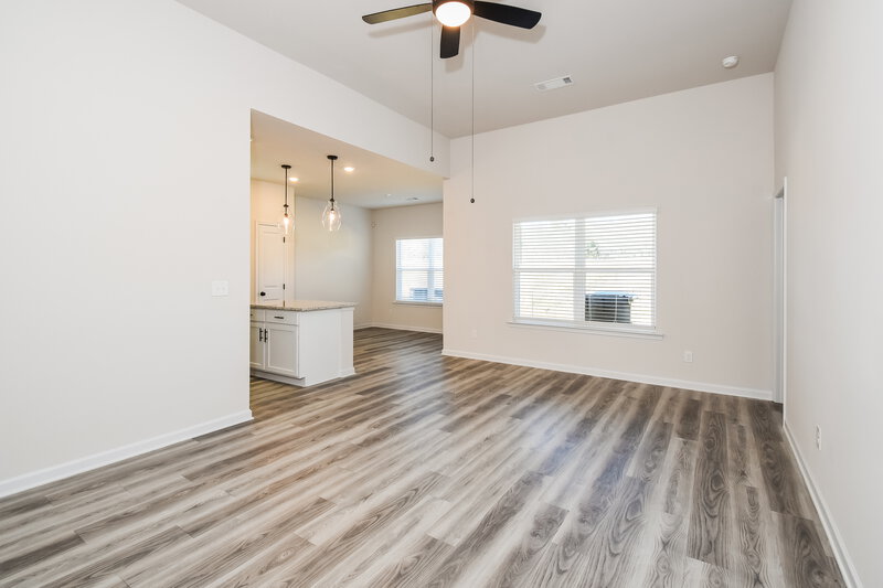 1,910/Mo, 453 Egret Ct Jefferson, GA 30548 Living Room View 2