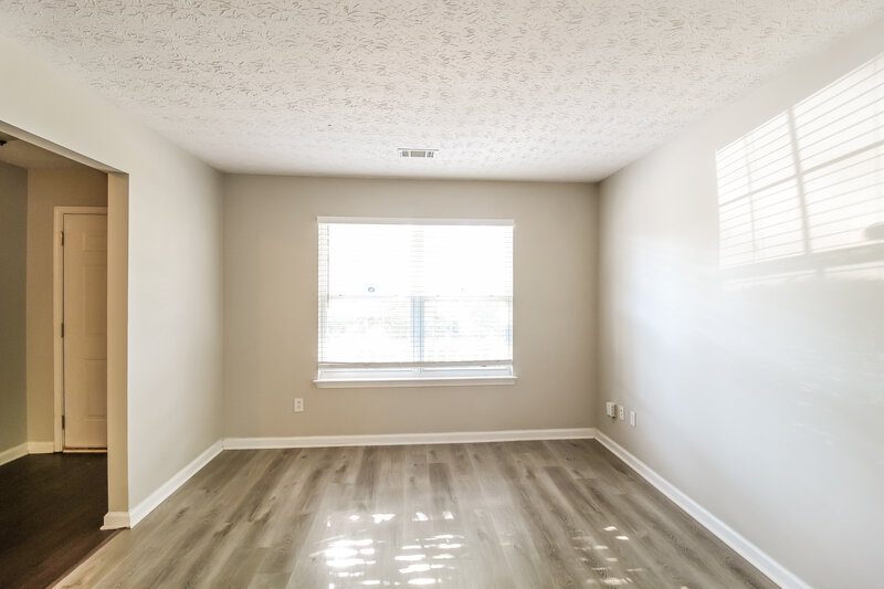 2,070/Mo, 1120 Eatonton Way McDonough, GA 30252 Family Room View