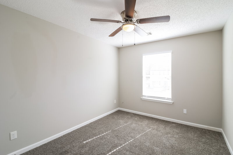 1,635/Mo, 1611 Hallmark Hills Dr Griffin, GA 30223 Main Bedroom View