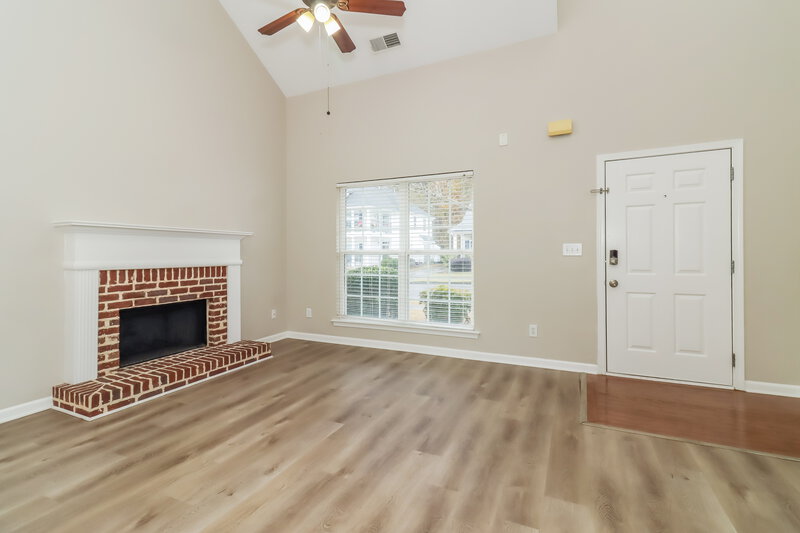 2,415/Mo, 4639 Liberty Square Dr Acworth, GA 30101 Living Room View