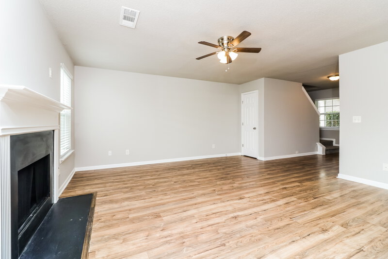 1,645/Mo, 2009 Rolling Meadows Rd Villa Rica, GA 30180 Living Room View 4