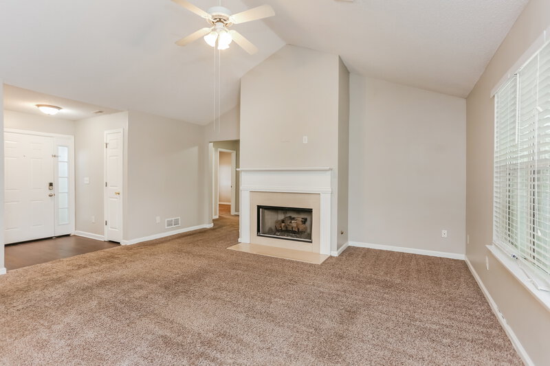 1,775/Mo, 3234 Grove Trl NW Acworth, GA 30101 Living Room View 2