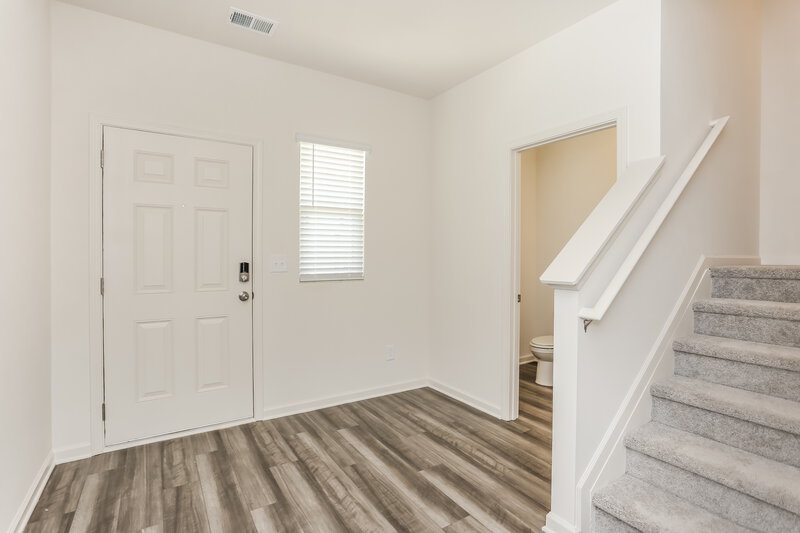 2,040/Mo, 7651 Saffron Ave Covington, GA 30014 Foyer View