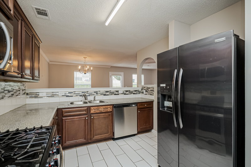 1,795/Mo, 75 Colser Dr Covington, GA 30016 Kitchen View 2