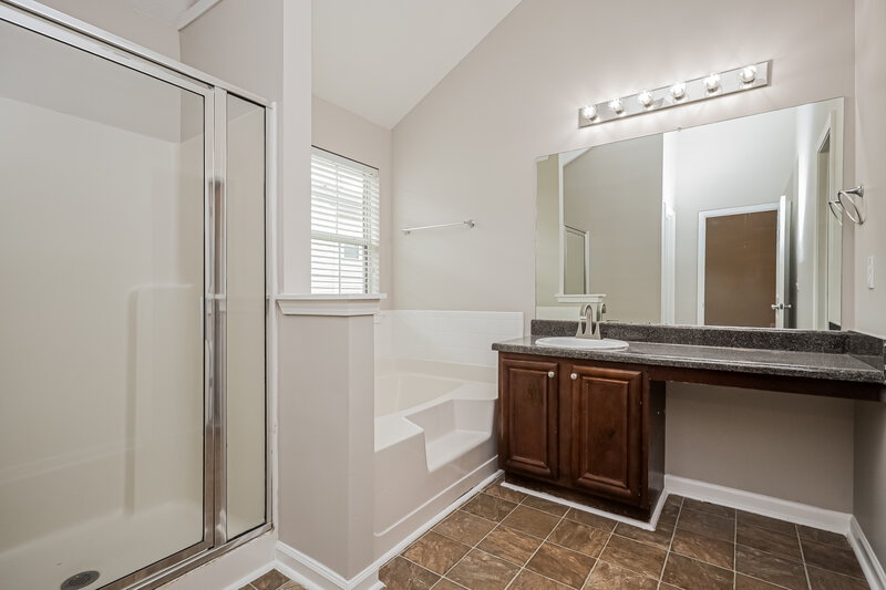 1,795/Mo, 75 Colser Dr Covington, GA 30016 Main Bathroom View 2