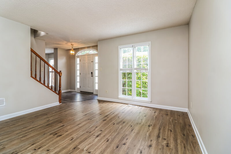 3,230/Mo, 1952 McAdoo Ct SW Marietta, GA 30064 Living Room View
