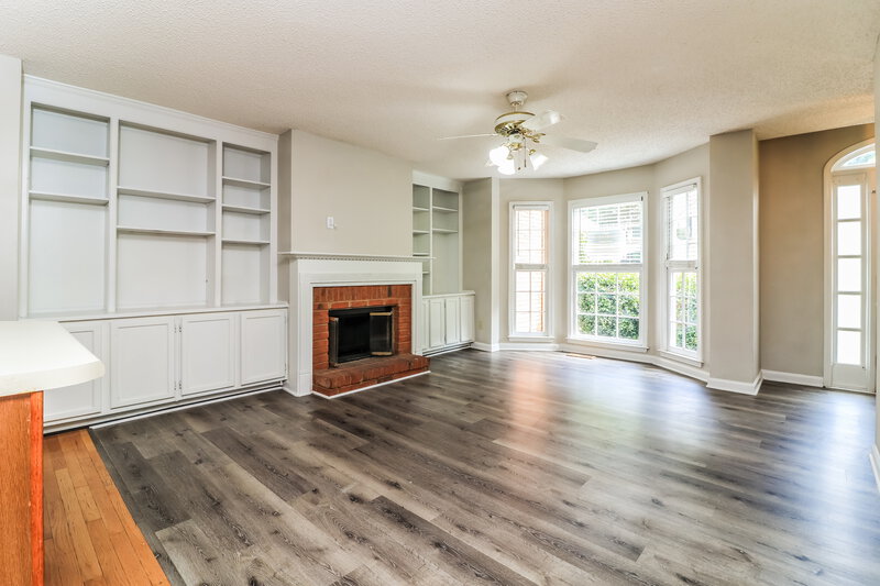 3,230/Mo, 1952 McAdoo Ct SW Marietta, GA 30064 Living Room View 2