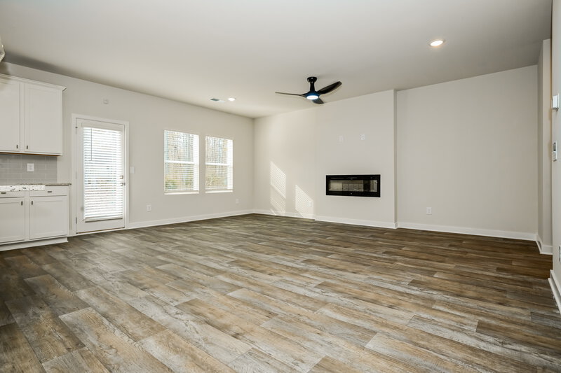 2,610/Mo, 133 Weldon Rd McDonough, GA 30253 Living Room View