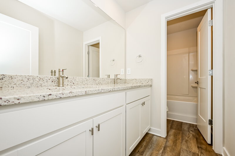 2,610/Mo, 133 Weldon Rd McDonough, GA 30253 Bathroom View 2
