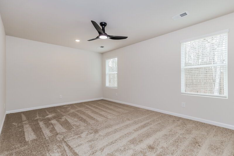 2,180/Mo, 337 River Walk Farm Pkwy Covington, GA 30014 Main Bedroom View