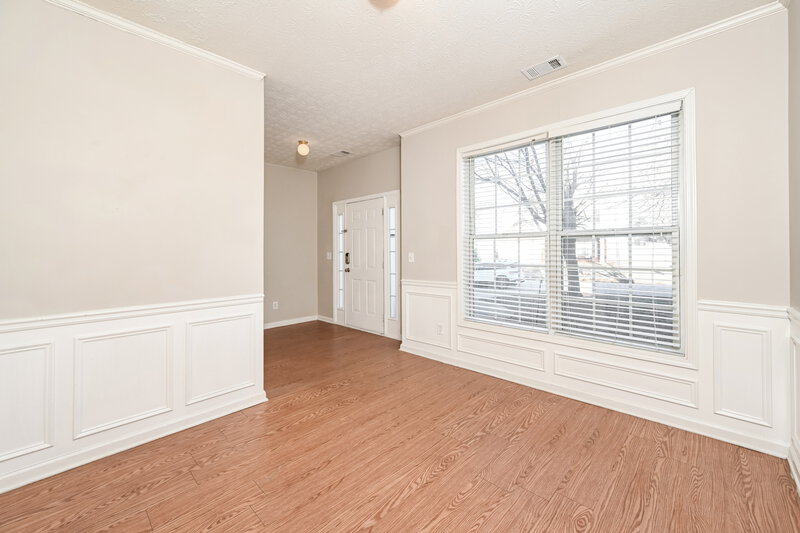 2,260/Mo, 425 Clairidge Ln Lawrenceville, GA 30046 Living Room View 3