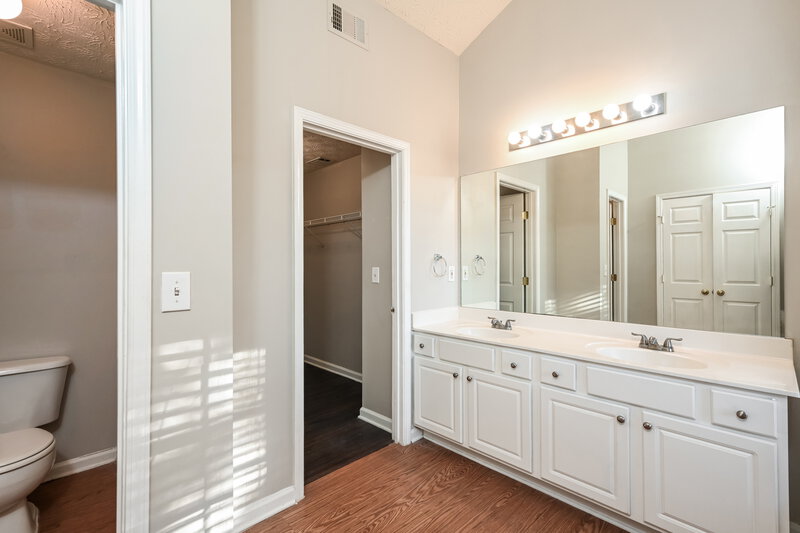 2,260/Mo, 425 Clairidge Ln Lawrenceville, GA 30046 Bathroom View 2