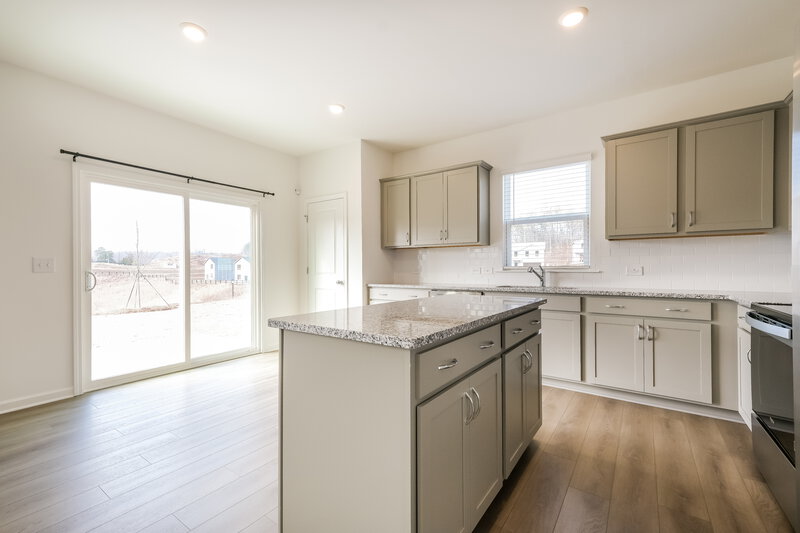 1,975/Mo, 3166 Bronte Ct SE Gainesville, GA 30507 Kitchen View