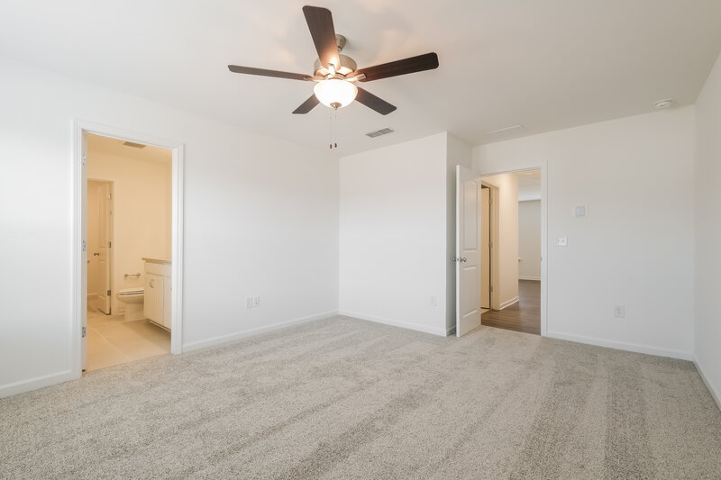 1,990/Mo, 3162 Bronte Ct SE Gainesville, GA 30507 Main Bedroom View 2