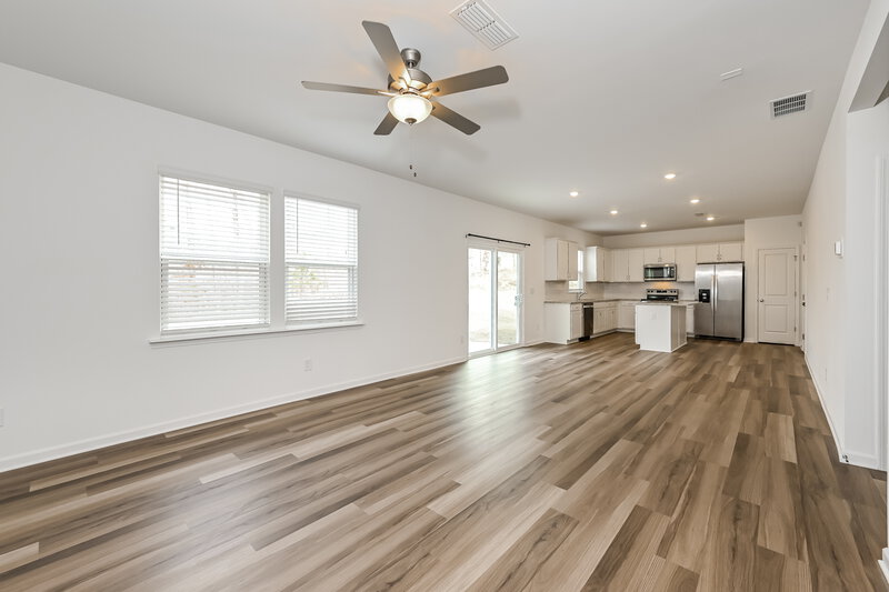 1,930/Mo, 3114 Whitman Ct SE Gainesville, GA 30507 Living Room View 2