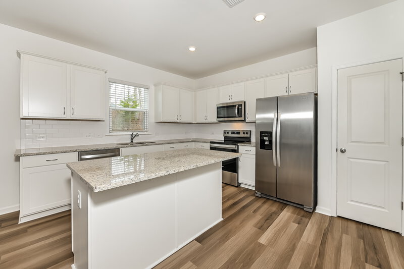 1,930/Mo, 3114 Whitman Ct SE Gainesville, GA 30507 Kitchen View