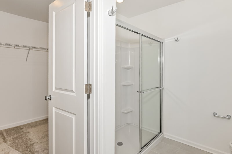 1,930/Mo, 3114 Whitman Ct SE Gainesville, GA 30507 Main Bathroom View 2