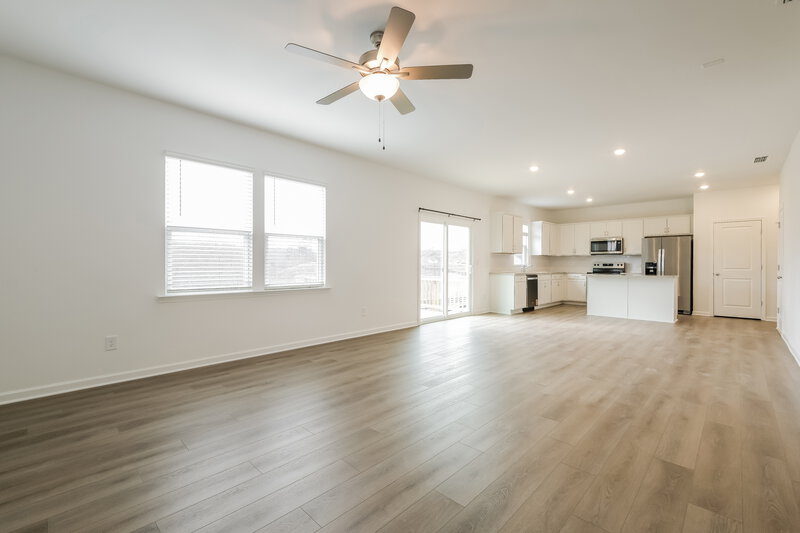 2,140/Mo, 3170 Bronte Ct SE Gainesville, GA 30507 Living Room View 2