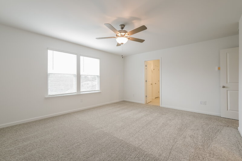 2,140/Mo, 3170 Bronte Ct SE Gainesville, GA 30507 Main Bedroom View 2