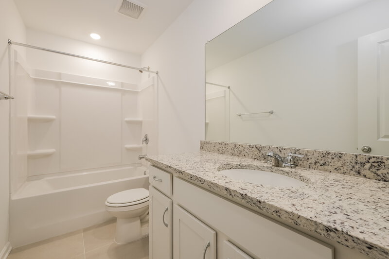 2,140/Mo, 3170 Bronte Ct SE Gainesville, GA 30507 Bathroom View