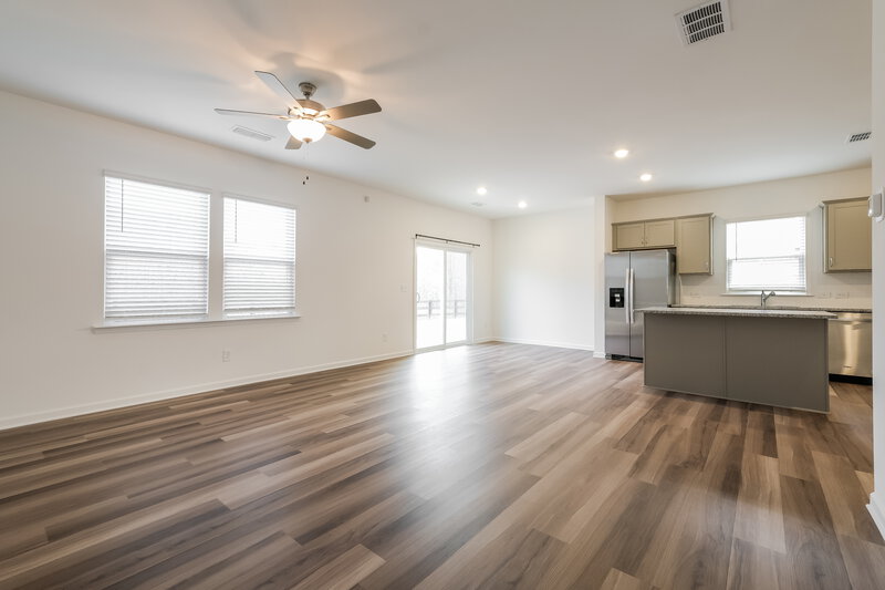 2,250/Mo, 3127 Whitman Ct SE Gainesville, GA 30507 Living Room View