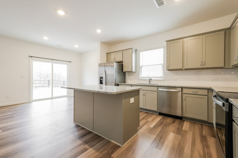 2,250/Mo, 3127 Whitman Ct SE Gainesville, GA 30507 Kitchen View 2