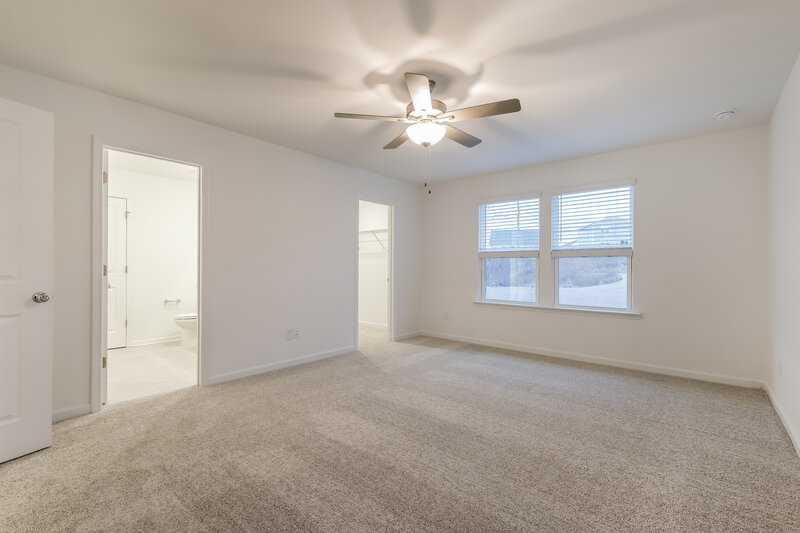 2,330/Mo, 3106 Whitman Ct SE Gainesville, GA 30507 Main Bedroom View 2