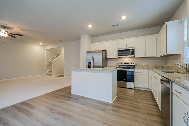 1,975/Mo, 3064 Orwell Dr SE Gainesville, GA 30507 Dining Room View