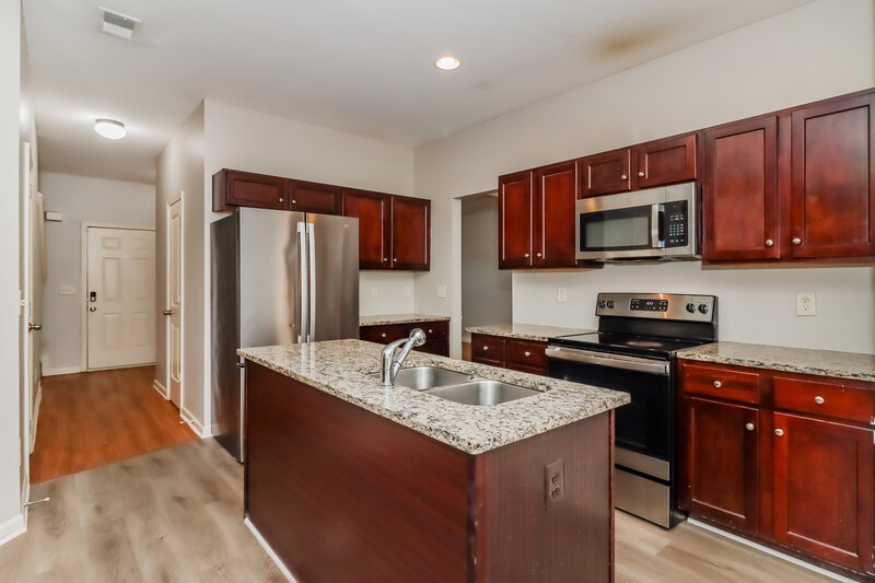 1,780/Mo, 38 Hamil Ct NW Cartersville, GA 30120 Kitchen View