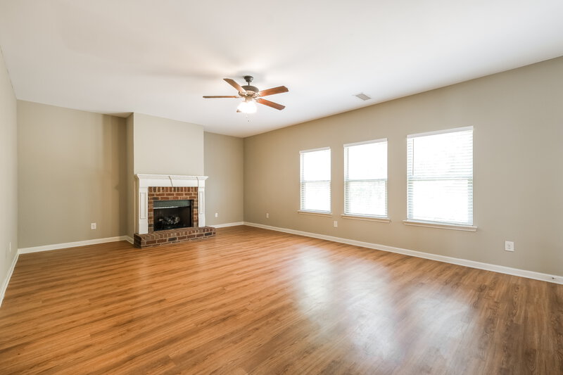 2,070/Mo, 40 Hamil Ct NW Cartersville, GA 30120 Living Room View