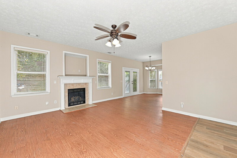 2,330/Mo, 2934 Cooper Woods Ln Loganville, GA 30052 Living Room View 2