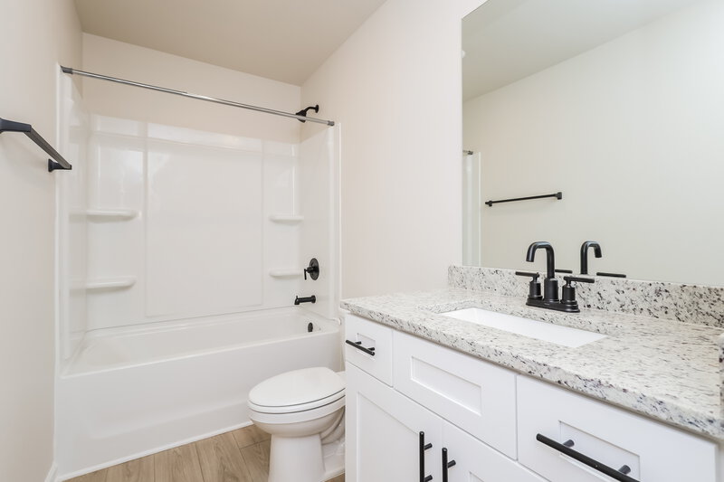 2,190/Mo, 711 Berkeley Dr Conyers, GA 30013 Bathroom View