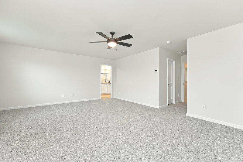 2,190/Mo, 631 Slate Rd Conyers, GA 30013 Primary Bedroom View 2