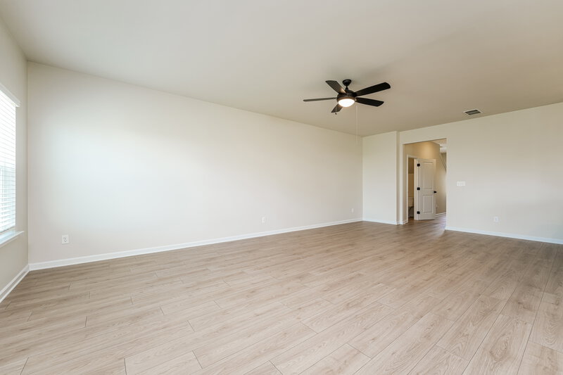 2,460/Mo, 624 Slate Rd Conyers, GA 30013 Living Room View 2