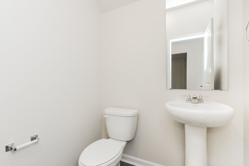 2,350/Mo, 1448 Sodbuster Dr Locust Grove, GA 30248 Bathroom View