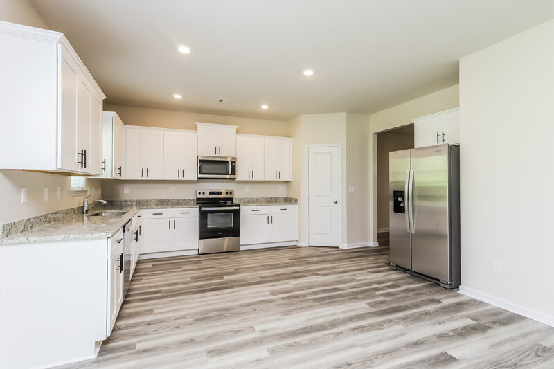2,350/Mo, 1436 Sodbuster Dr Locust Grove, GA 30248 Kitchen View